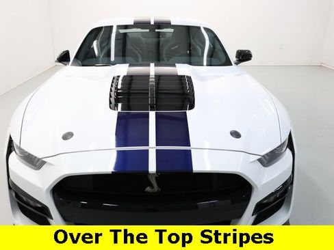Used 2022 Ford Mustang Shelby GT500 w/ Technology Package image 12