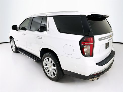 Used 2024 Chevrolet Tahoe High Country w/ Advanced Technology Package image 6