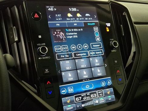 Used 2024 Subaru Ascent Onyx Edition image 3