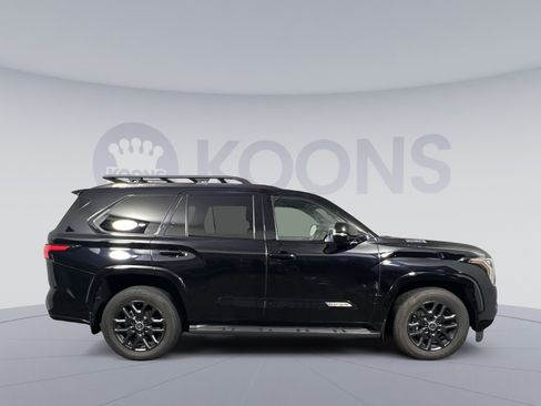 Used 2024 Toyota Sequoia Platinum AWD/4WD image 8