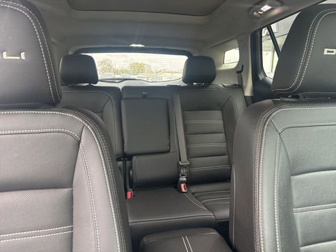 Used 2024 GMC Terrain Denali w/ Denali Premium Package AWD/4WD image 35