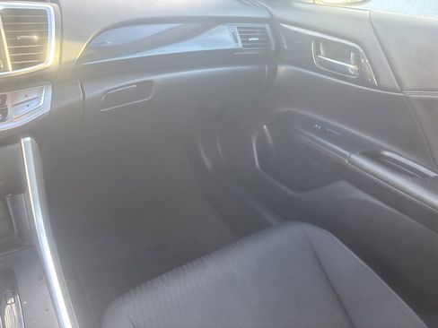 Used 2015 Honda Accord Sport image 21