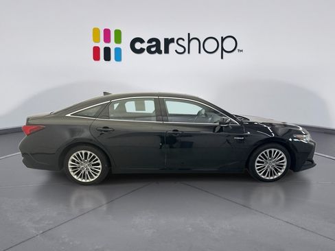 Used 2021 Toyota Avalon Limited w/ Advanced Safety Package FWD image 6