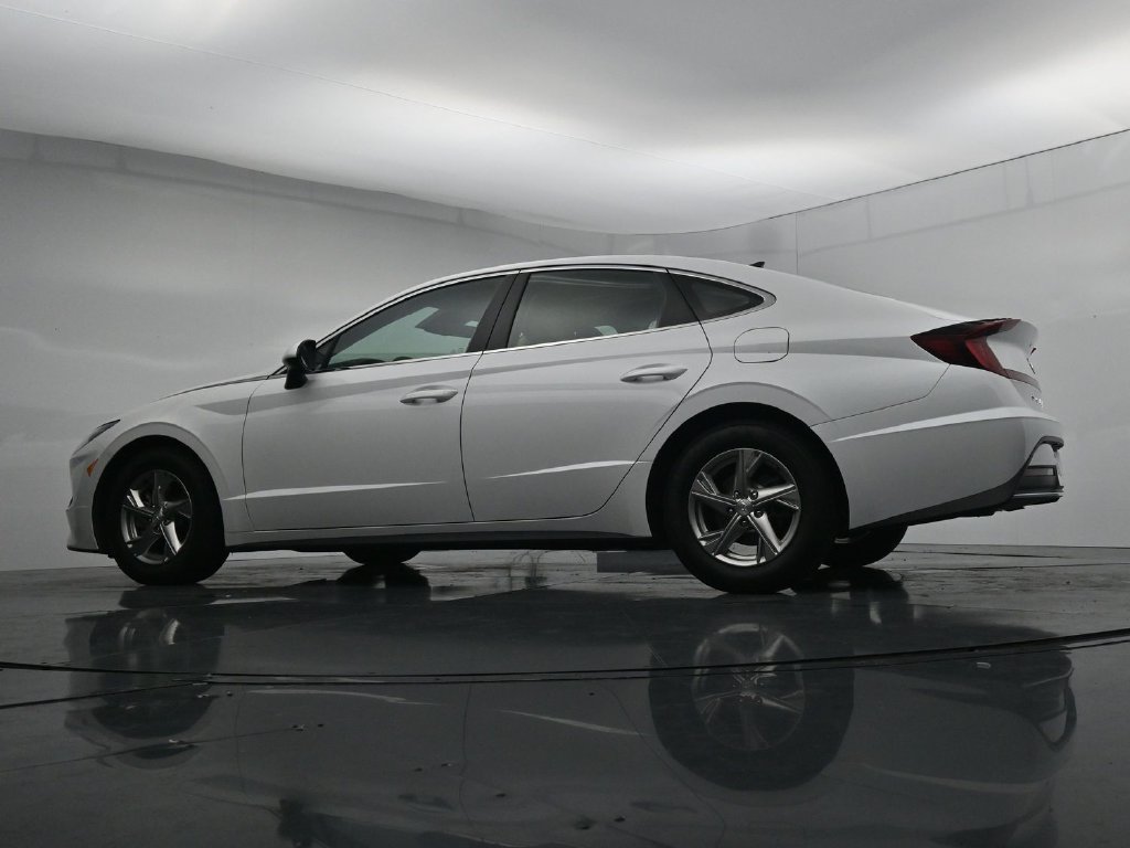 Used 2022 Hyundai Sonata SE w/ Cargo Package FWD image 32