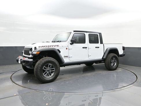 Used 2025 Jeep Gladiator Mojave w/ Convenience Group image 31