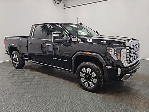 Used 2024 GMC Sierra 2500 Denali w/ Technology Package image 1