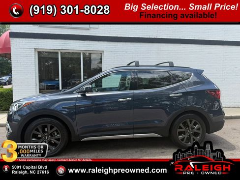 Used 2018 Hyundai Santa Fe Sport FWD image 1