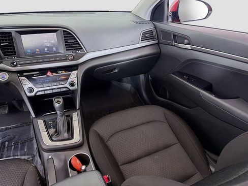 Used 2017 Hyundai Elantra Value Edition FWD image 31