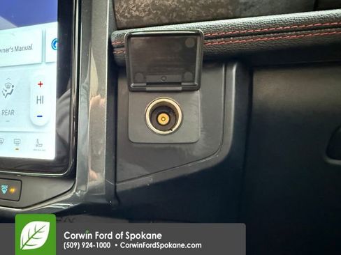 Used 2022 Ford Expedition Max Limited image 41