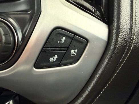 Used 2018 GMC Sierra 1500 SLT AWD/4WD image 39