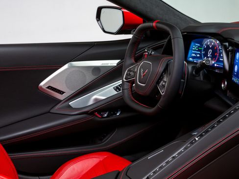 Used 2023 Chevrolet Corvette Stingray Premium Cpe w/ Z51 Performance Package RWD image 33