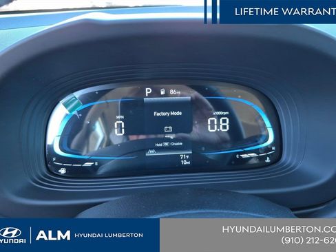 New 2026 Hyundai Venue SEL FWD image 32