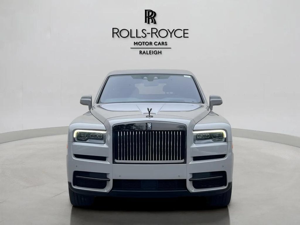 Certified 2024 Rolls-Royce Cullinan Black Badge AWD/4WD image 5
