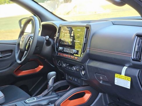 New 2026 Nissan Frontier PRO-4X w/ Pro-4x Convenience Package image 12