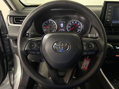 Used 2022 Toyota RAV4 LE w/ Carpet Mat Package (TMS) FWD image 18