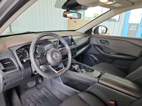Used 2021 Nissan Rogue S image 13