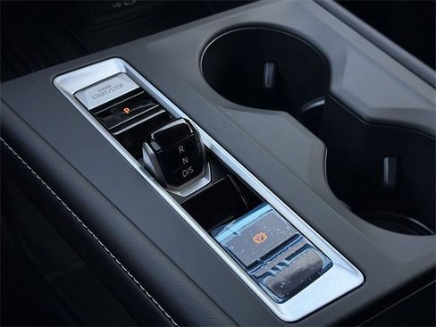 New 2026 Volkswagen Atlas SE image 17