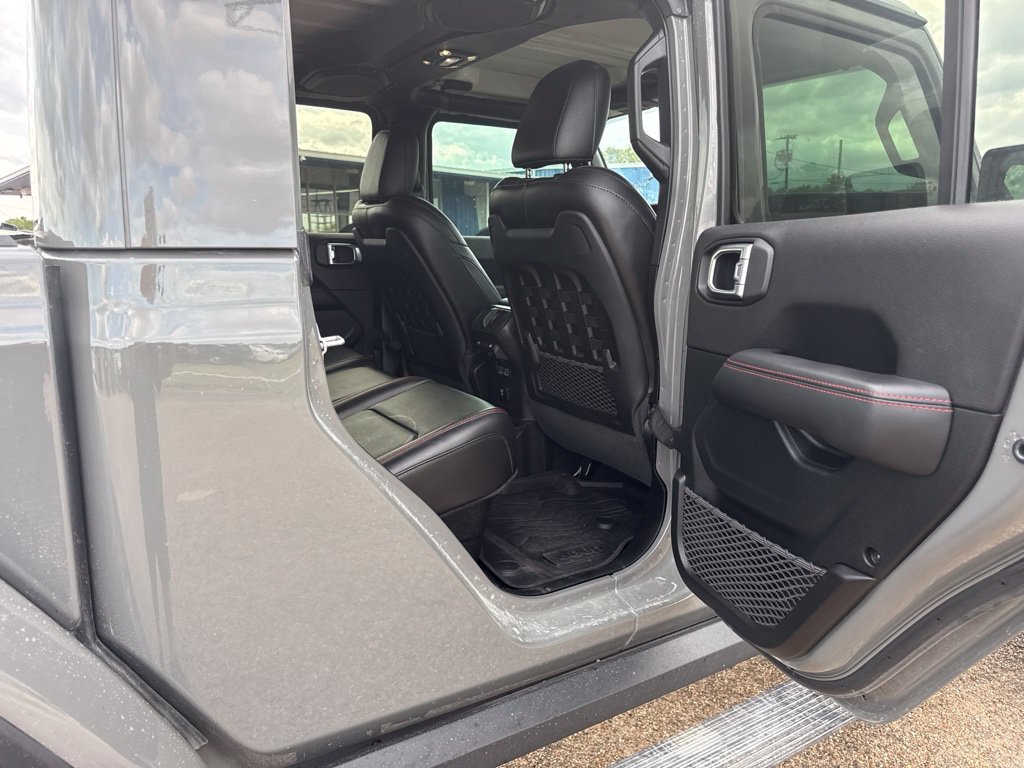 Used 2020 Jeep Gladiator Rubicon AWD/4WD image 16
