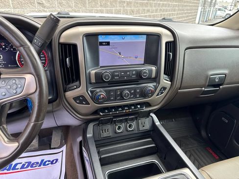 Used 2015 GMC Sierra 2500 Denali w/ Duramax Plus Package AWD/4WD image 23