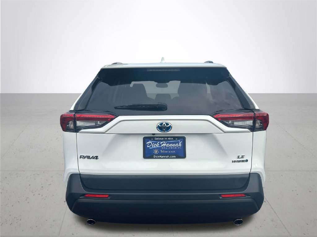 Certified 2023 Toyota RAV4 LE AWD/4WD image 9