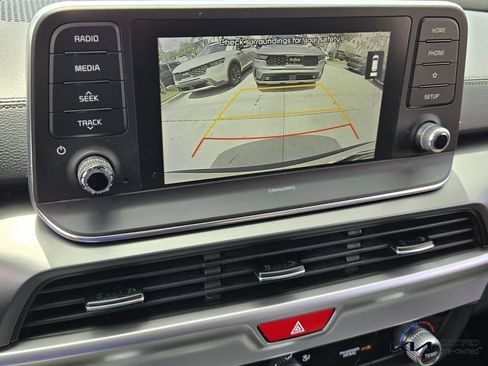 Certified 2021 Kia Telluride S FWD image 23