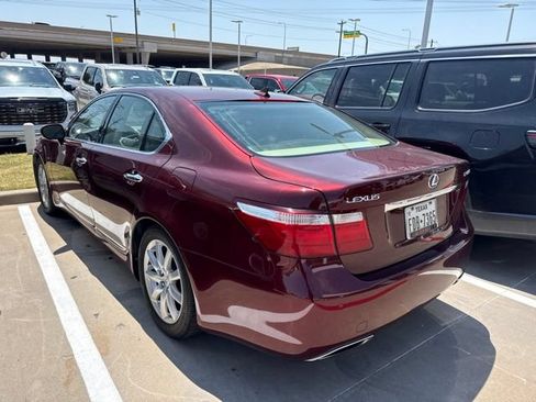 Used 2008 Lexus LS 460 RWD image 4