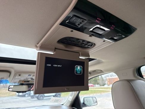 Used 2019 GMC Yukon Denali w/ Denali Ultimate Package image 29