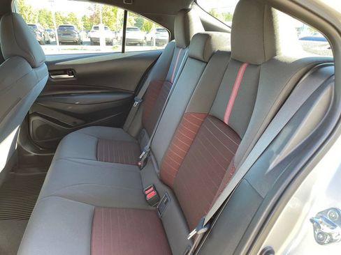 Used 2025 Toyota Corolla SE w/ SE Premium Package FWD image 15