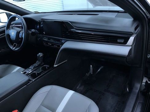 Certified 2025 Toyota Camry SE image 23