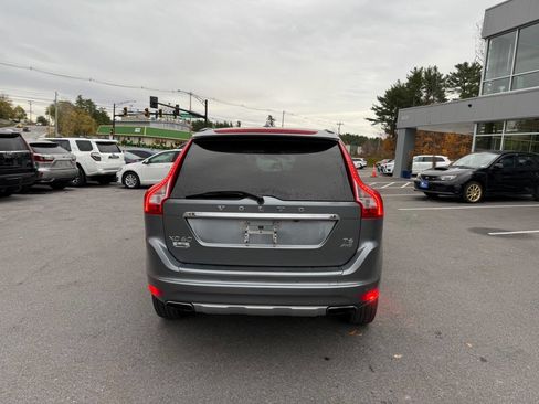 Used 2017 Volvo XC60 T6 Dynamic w/ Climate Package image 8