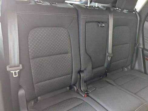 Used 2025 Ford Escape Active AWD/4WD image 26