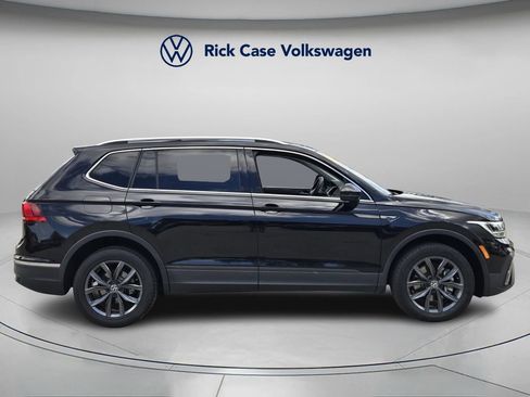 Used 2023 Volkswagen Tiguan SE image 4