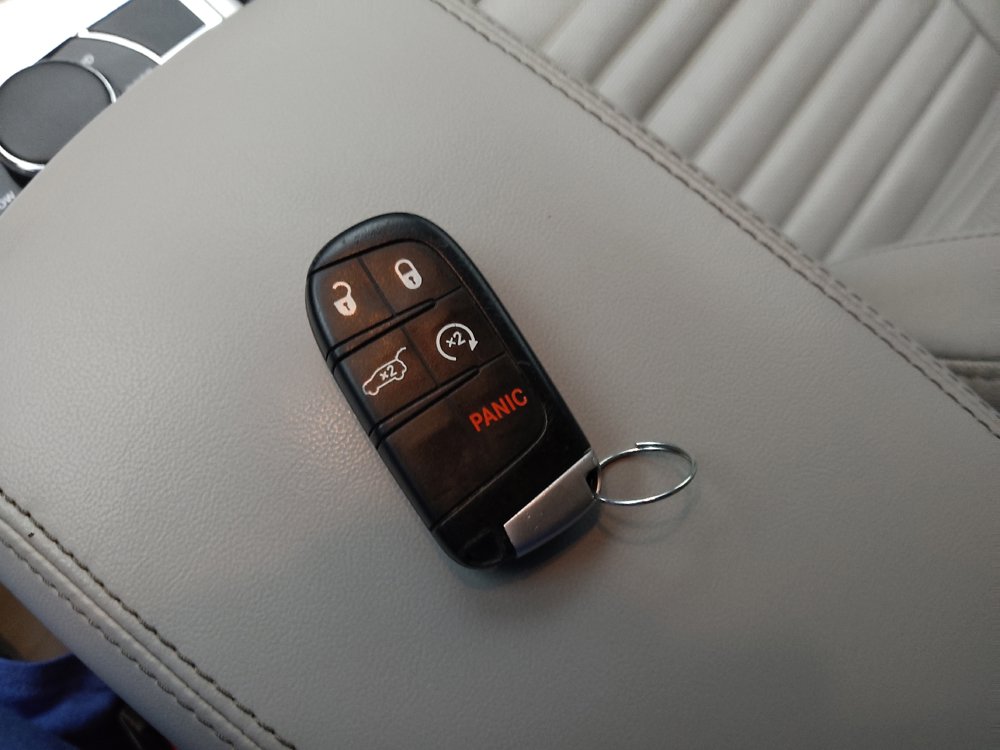 Used 2018 Jeep Grand Cherokee Limited AWD/4WD image 32