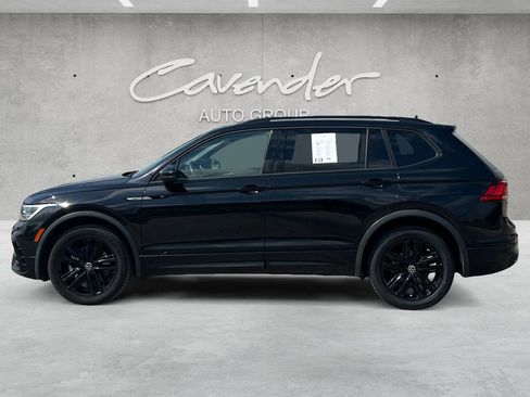 Used 2022 Volkswagen Tiguan SE R-Line FWD image 13