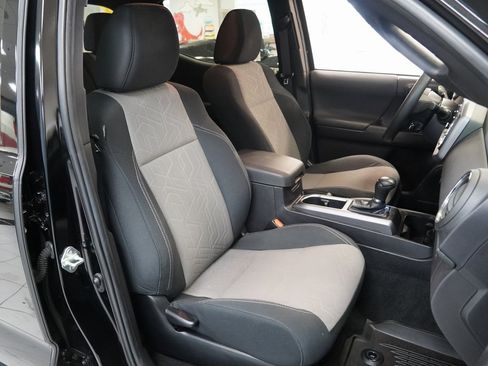 Used 2023 Toyota Tacoma TRD Sport image 24