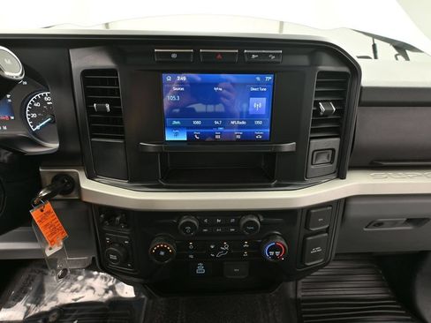 Used 2024 Ford F250 XLT w/ FX4 Off-Road Package AWD/4WD image 25