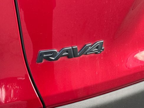 Used 2021 Toyota RAV4 Limited AWD/4WD image 23