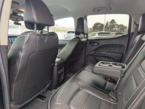 Used 2022 GMC Canyon Denali w/ Denali Black Edition Package image 27