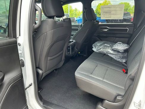 New 2026 RAM 1500 4x4 Crew Cab image 14