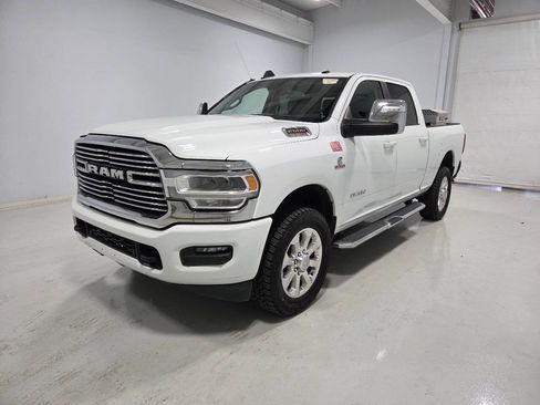Used 2023 RAM 2500 Laramie AWD/4WD image 3