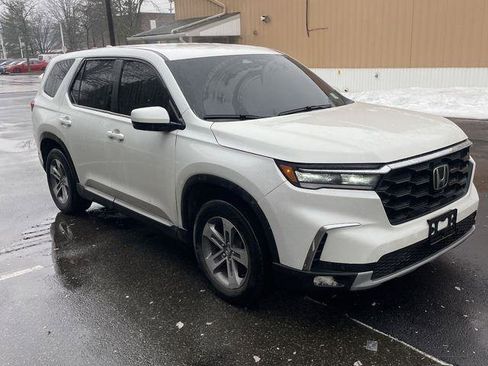 Used 2023 Honda Pilot EX-L image 7