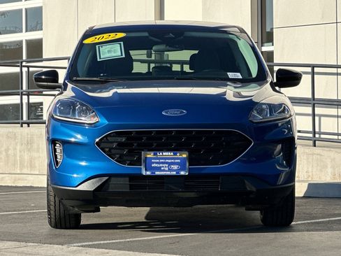 Certified 2022 Ford Escape SE w/ SE Sport Appearance Package image 8