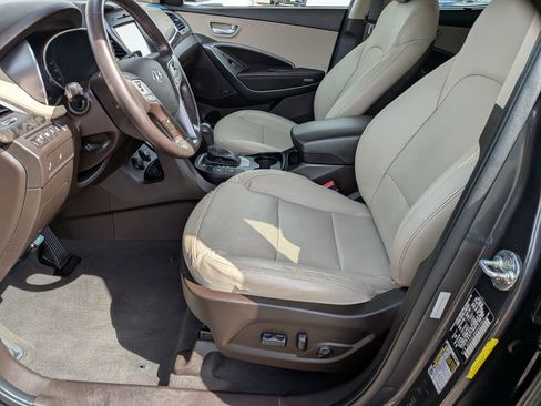 Used 2017 Hyundai Santa Fe Sport w/ 2.4L Tech Package 04 FWD image 11
