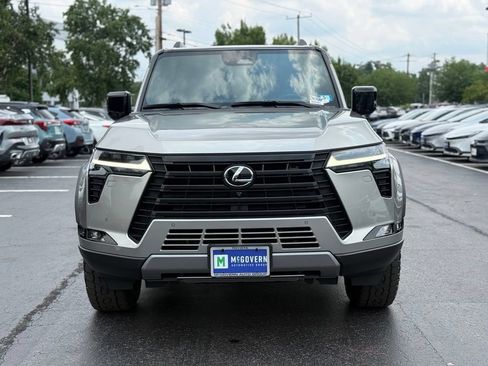 Used 2024 Lexus GX 550 AWD/4WD image 13