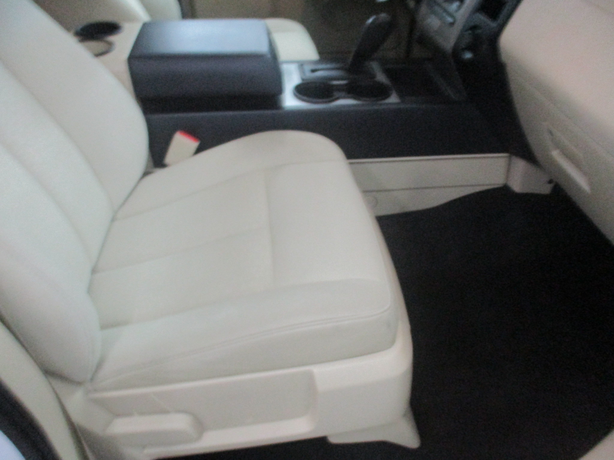 Used 2016 Ford Expedition XL AWD/4WD image 15