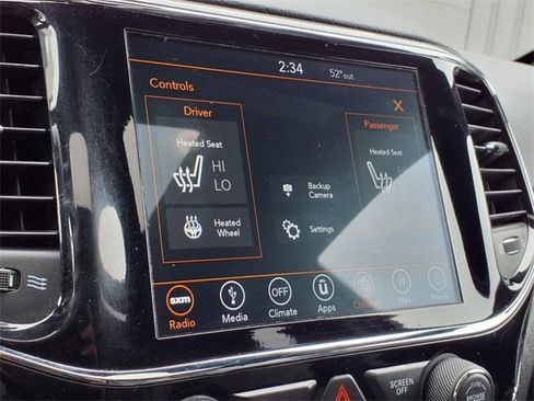 Used 2019 Jeep Grand Cherokee Limited image 4