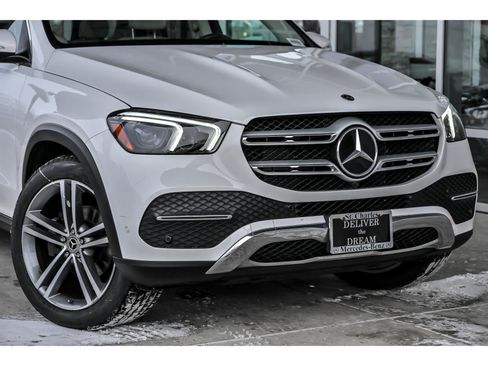 Certified 2021 Mercedes-Benz GLE 350 4MATIC image 2