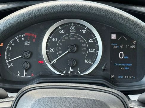 Used 2020 Toyota Corolla LE image 24