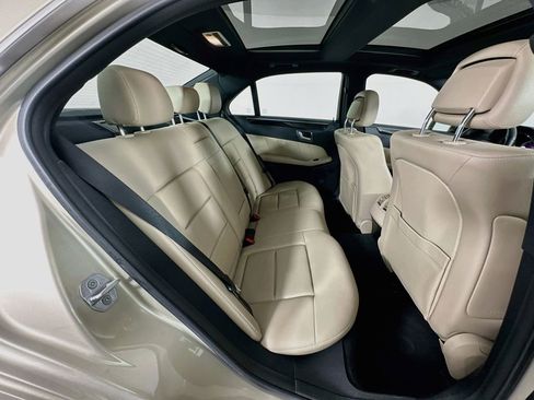 Used 2010 Mercedes-Benz E 350 4MATIC Sedan image 28