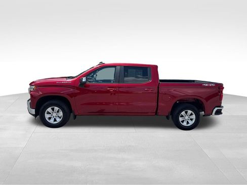 Used 2022 Chevrolet Silverado 1500 LT AWD/4WD image 3